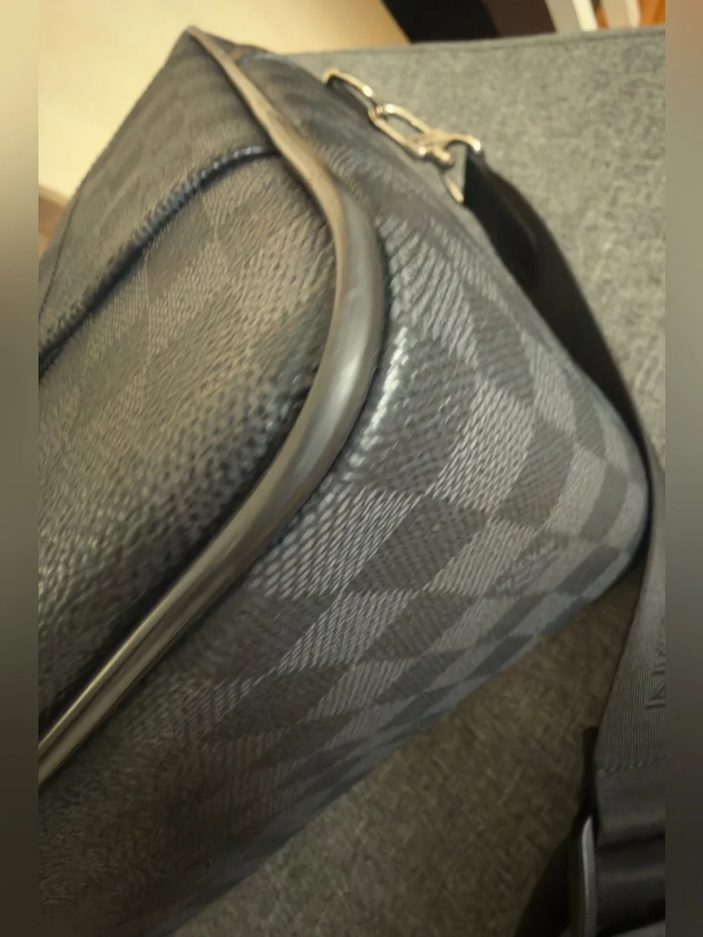 Louis Vuitton Graphite ICare
